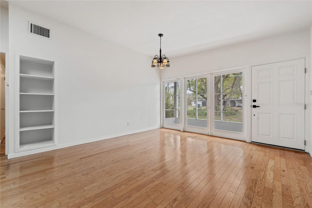 Photo of 2115 Sycamore Drive, Winter Park, FL 32789 (MLS # O6398548)