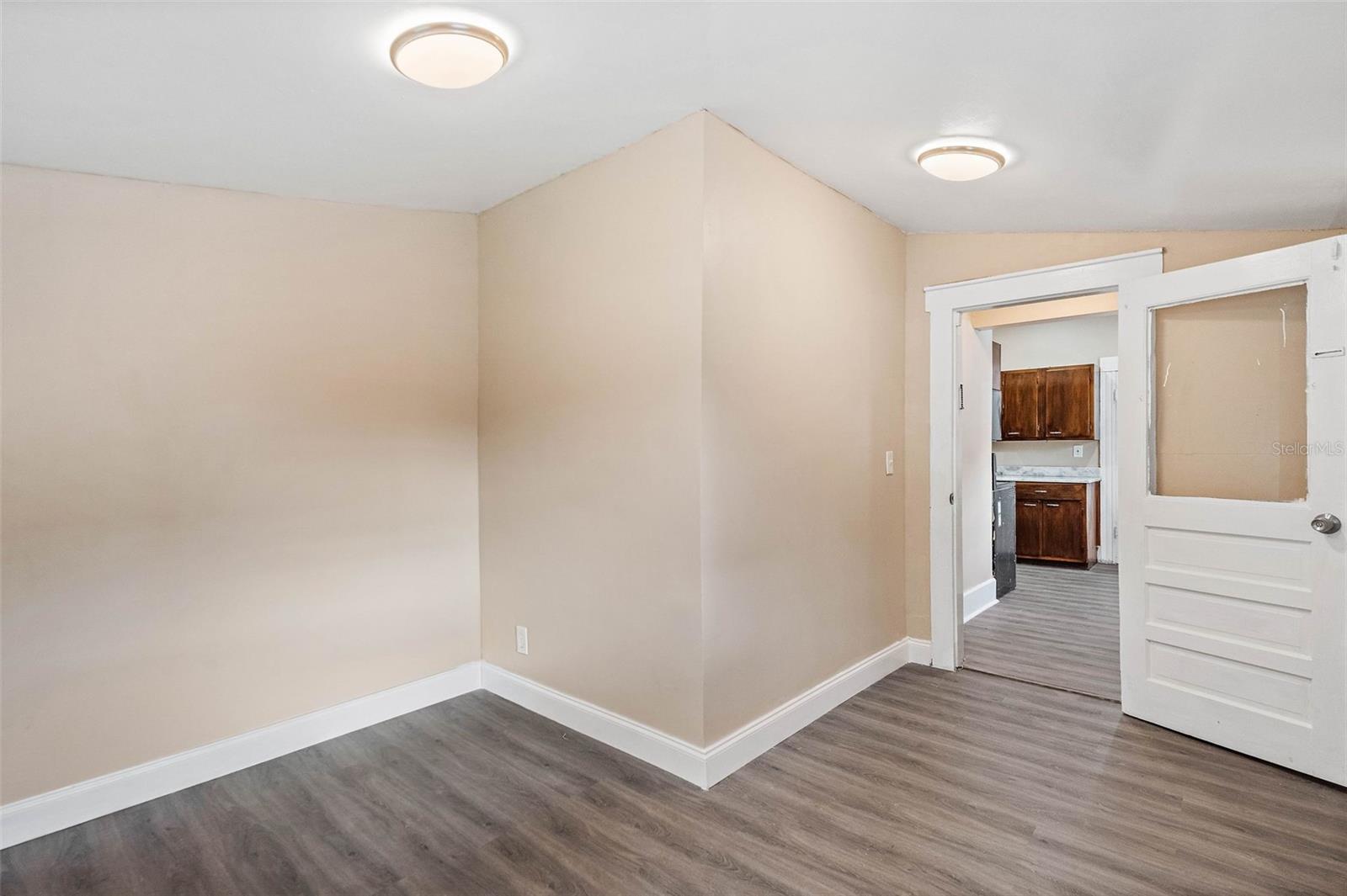 HARGRAVES SUB - Residential Lease