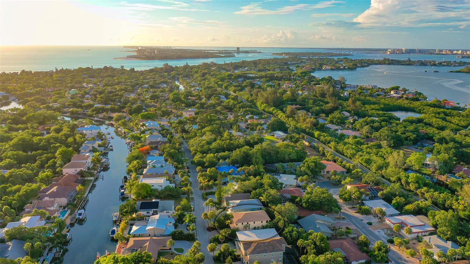 SIESTA BEACH - Residential