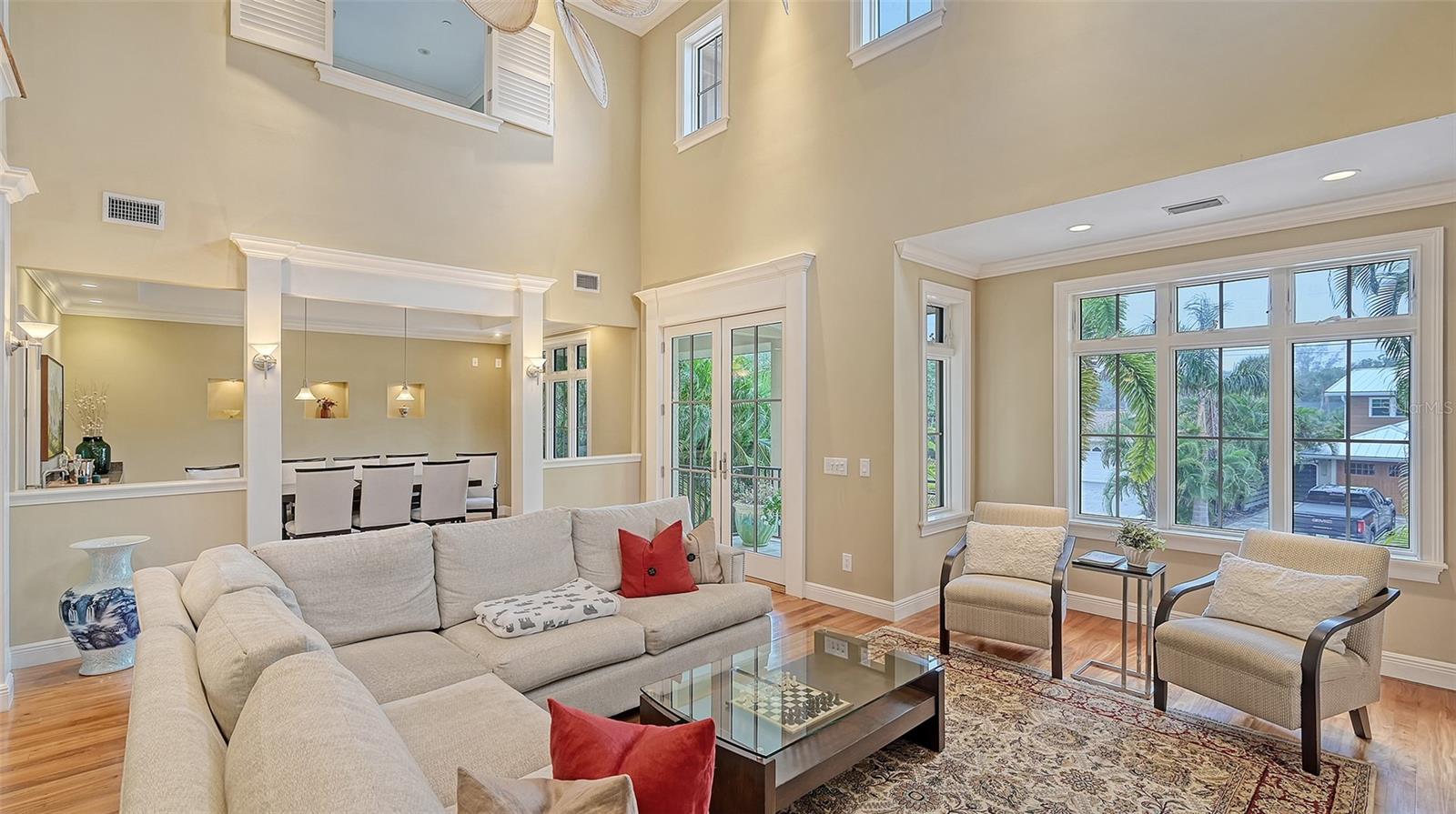 SIESTA BEACH - Residential