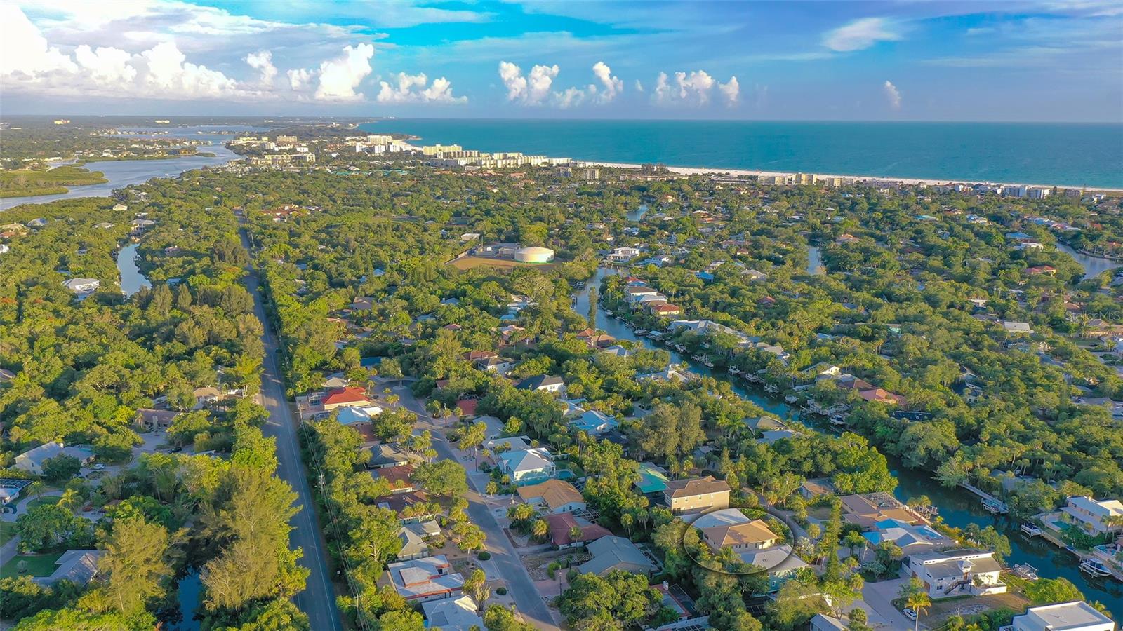 SIESTA BEACH - Residential