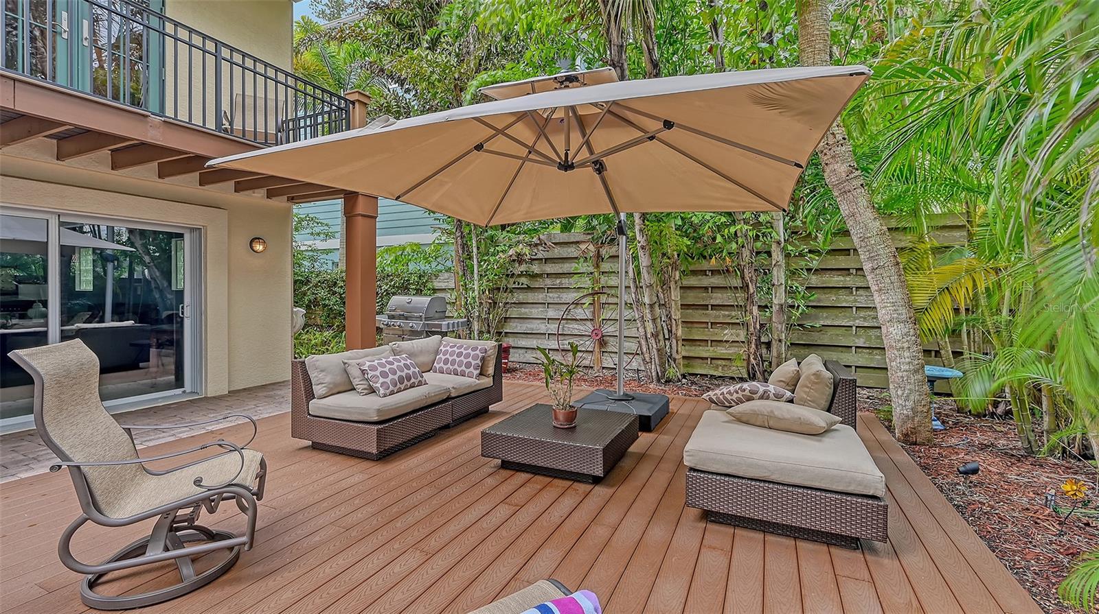 SIESTA BEACH - Residential