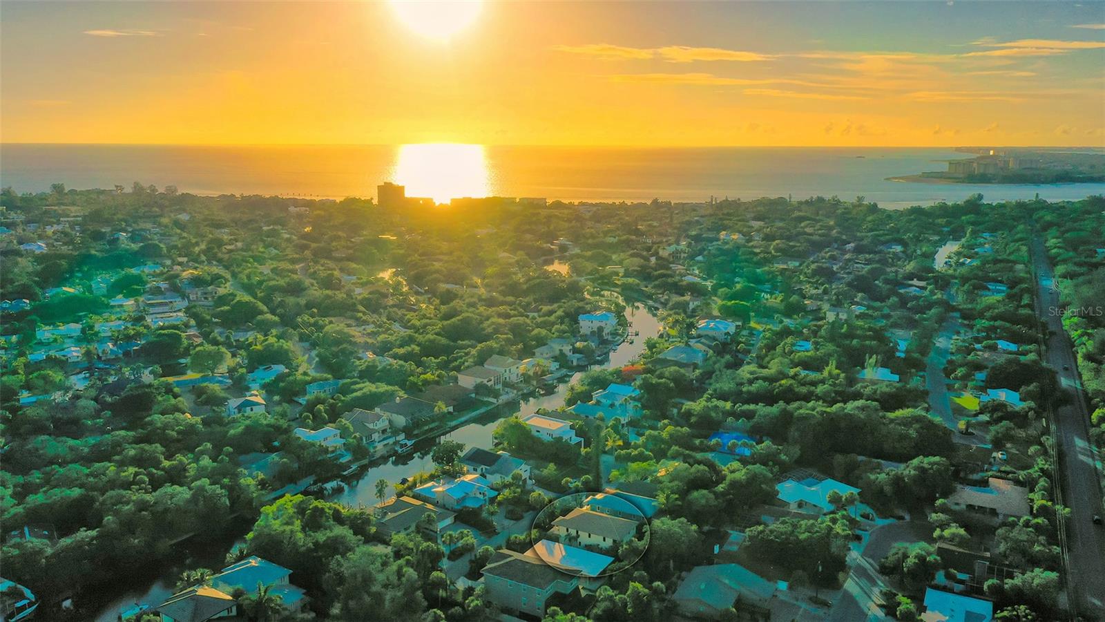 SIESTA BEACH - Residential