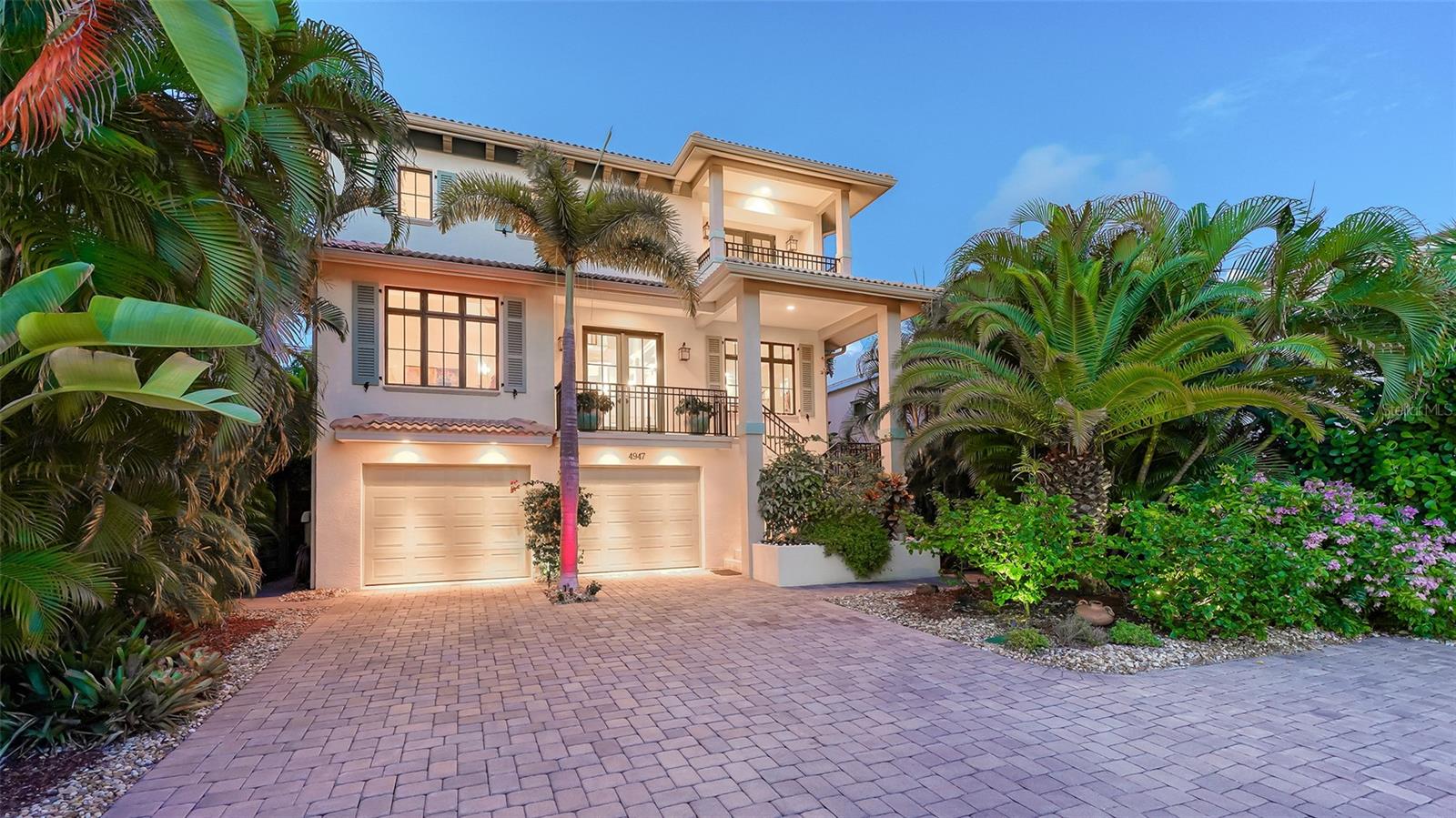 SIESTA BEACH - Residential
