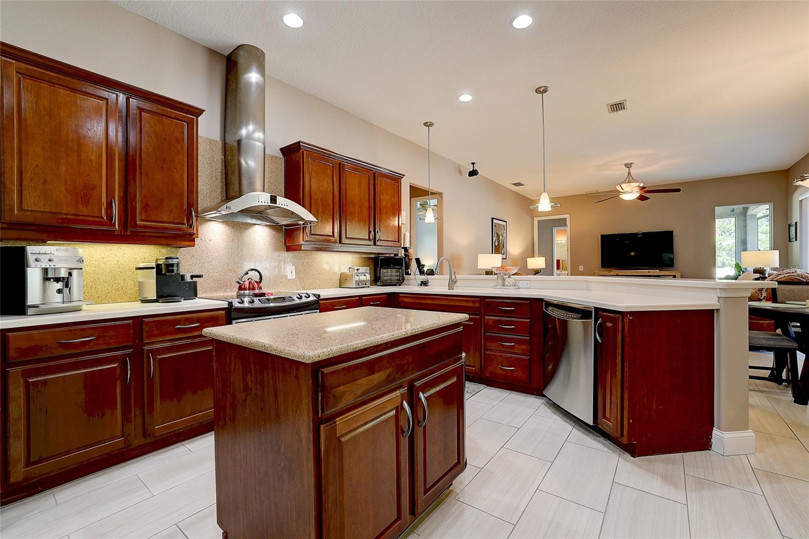 LEXINGTON - Residential