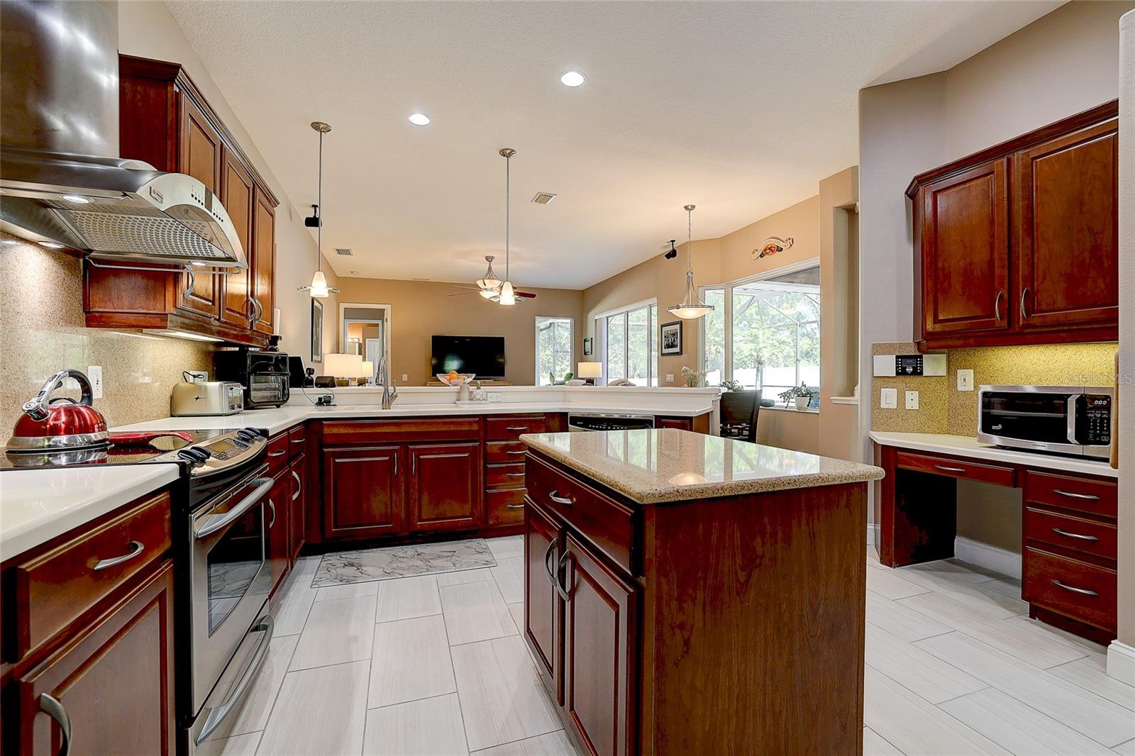 LEXINGTON - Residential