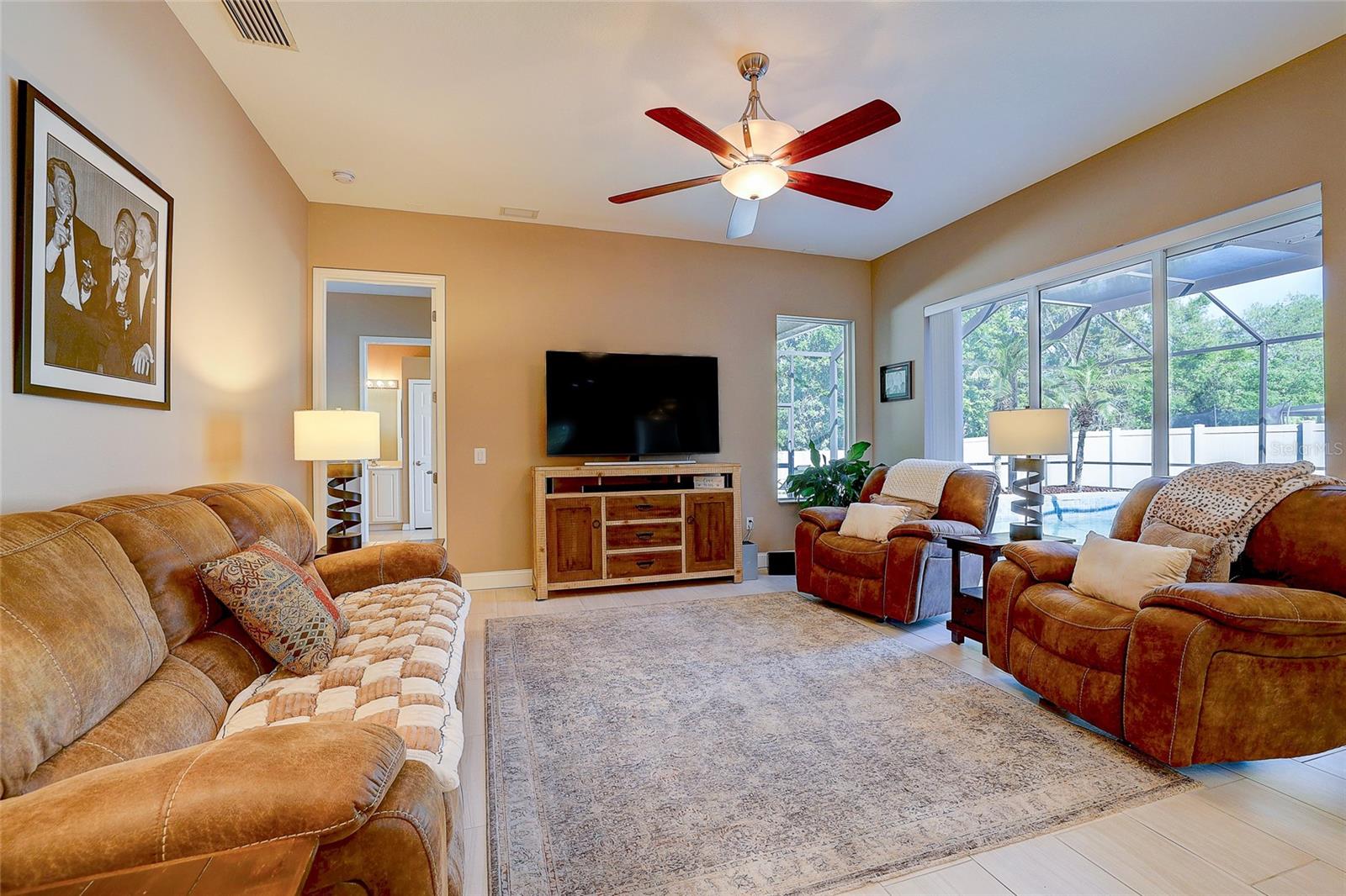 LEXINGTON - Residential