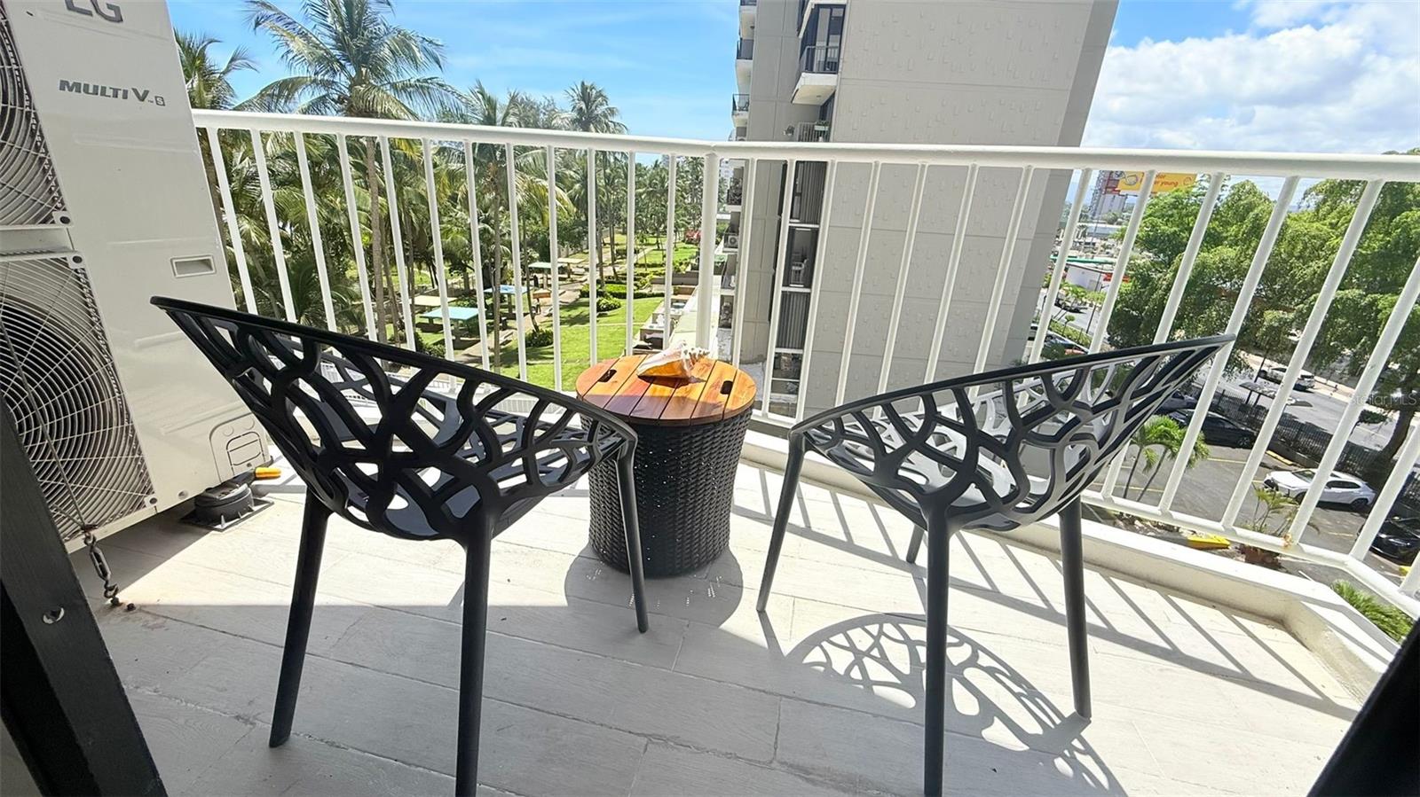 CATILLO DEL MAR - Residential