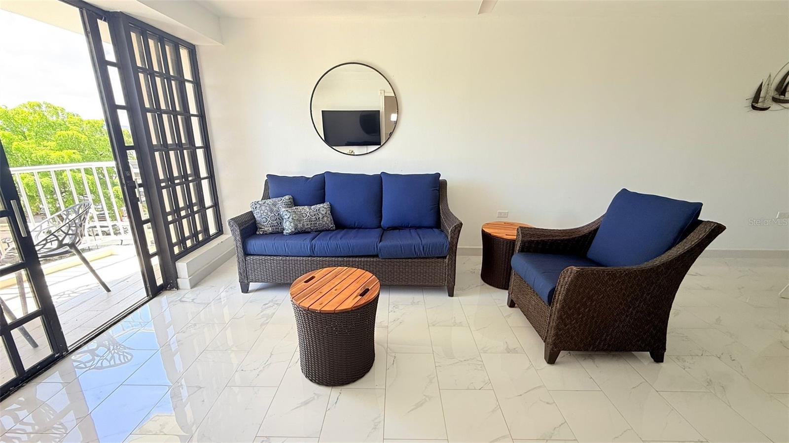 CATILLO DEL MAR - Residential