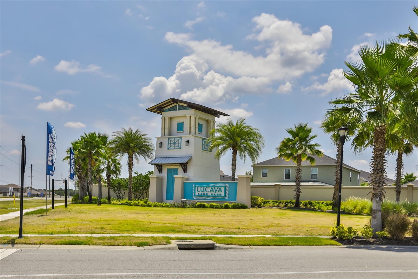 LUCAYA LAKE CLUB PH 4A - Residential