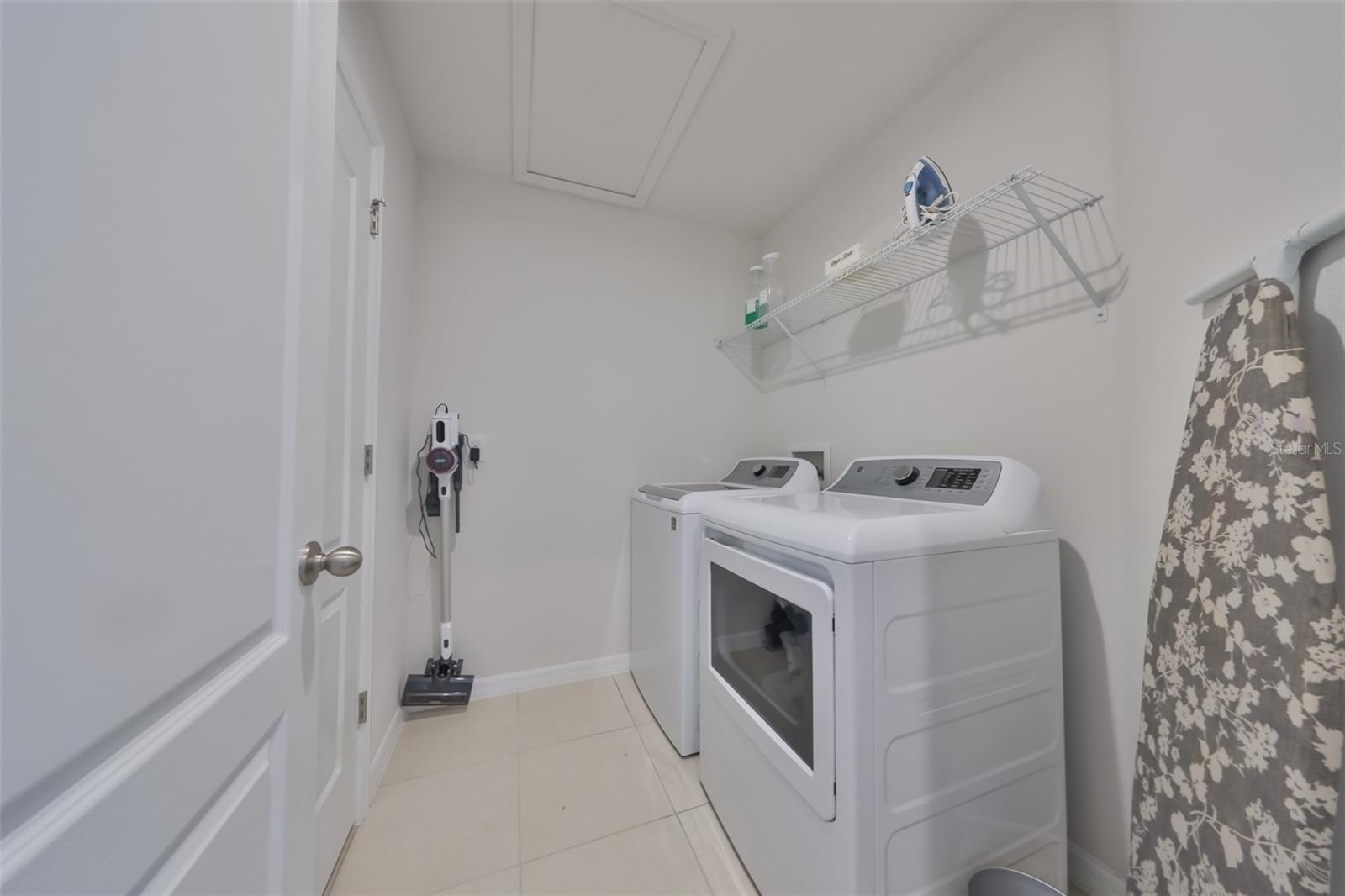 LUCAYA LAKE CLUB PH 4A - Residential