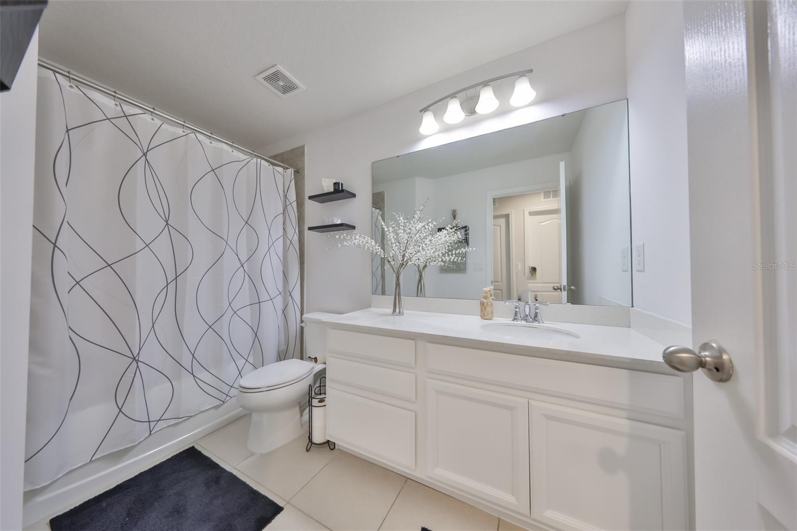 LUCAYA LAKE CLUB PH 4A - Residential