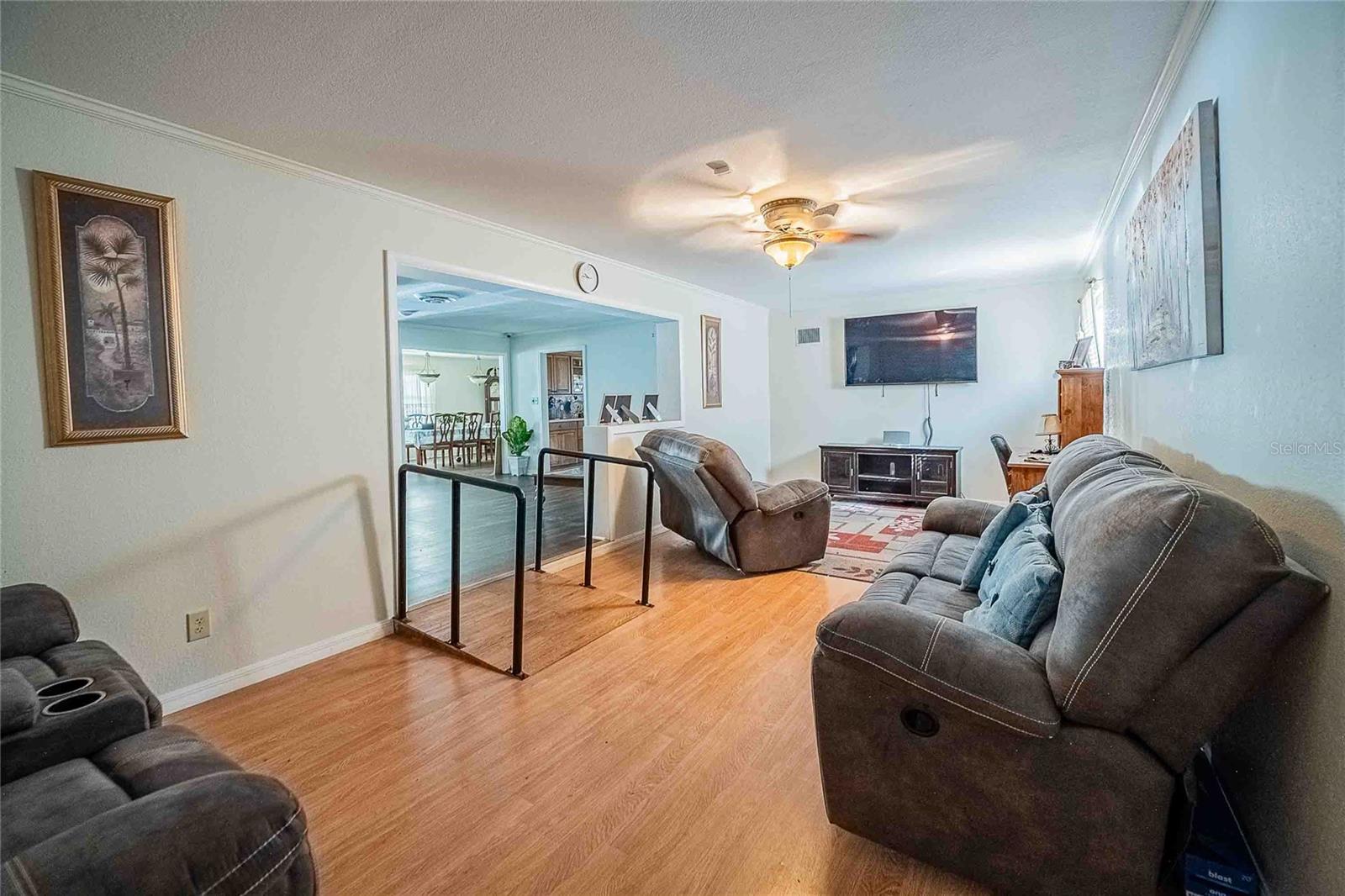 COUNTRY CLUB ADD - Residential