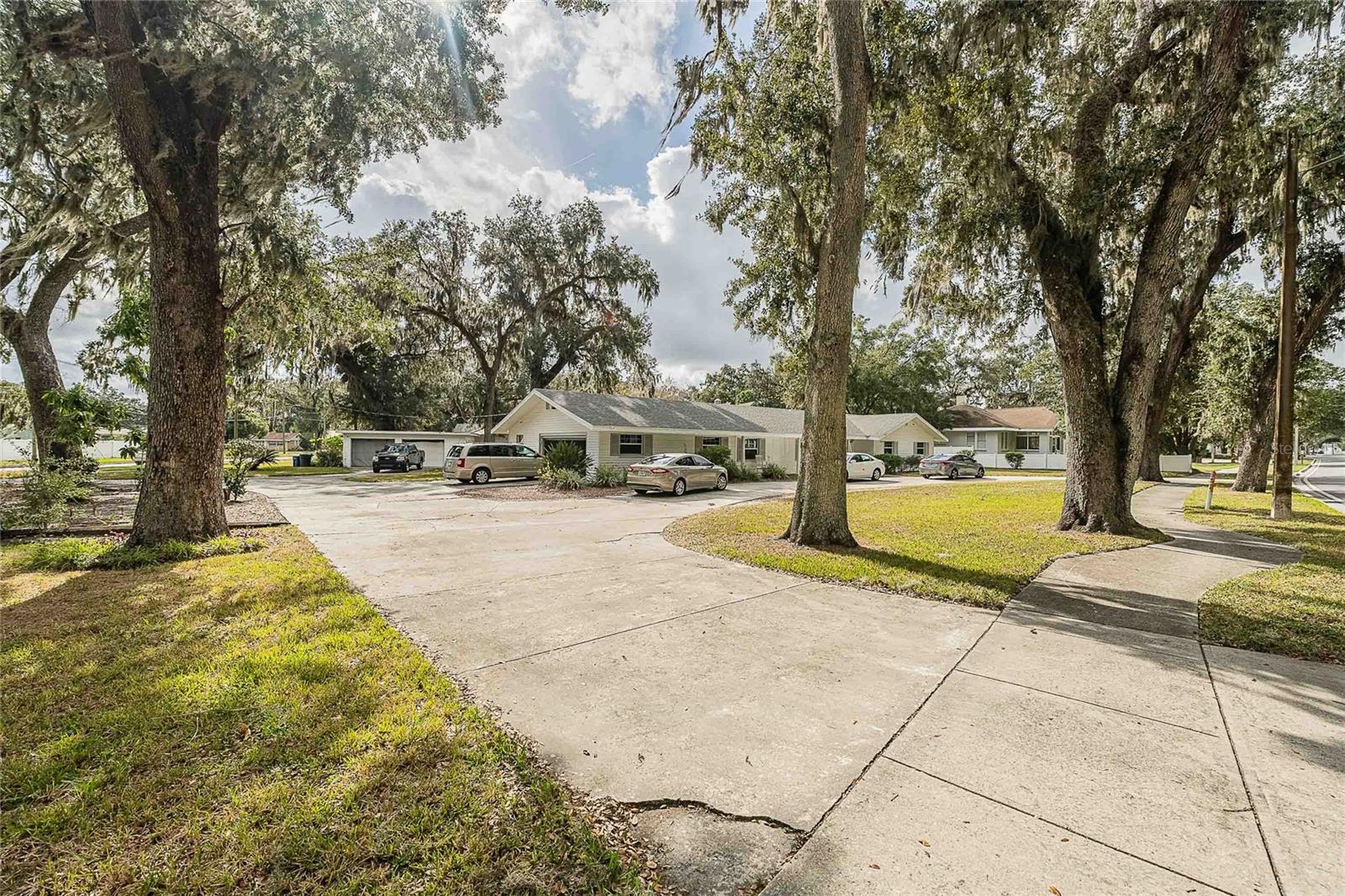 COUNTRY CLUB ADD - Residential