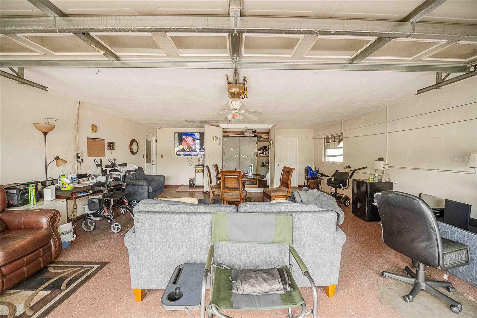 COUNTRY CLUB ADD - Residential