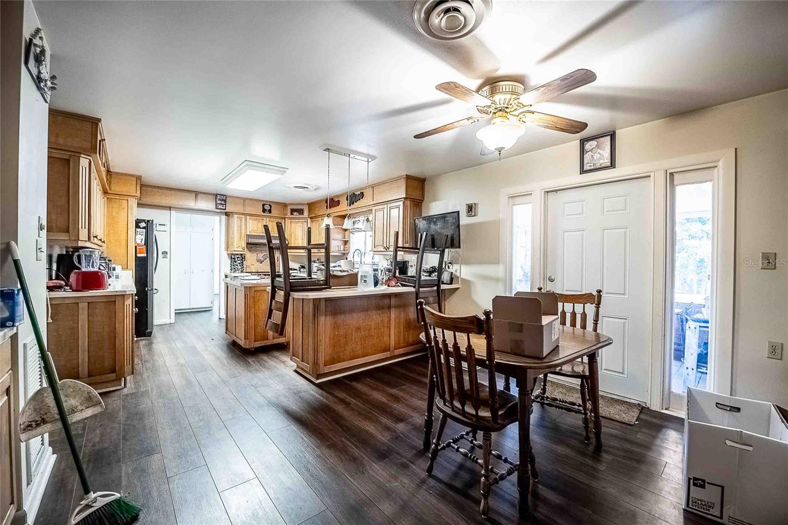 COUNTRY CLUB ADD - Residential