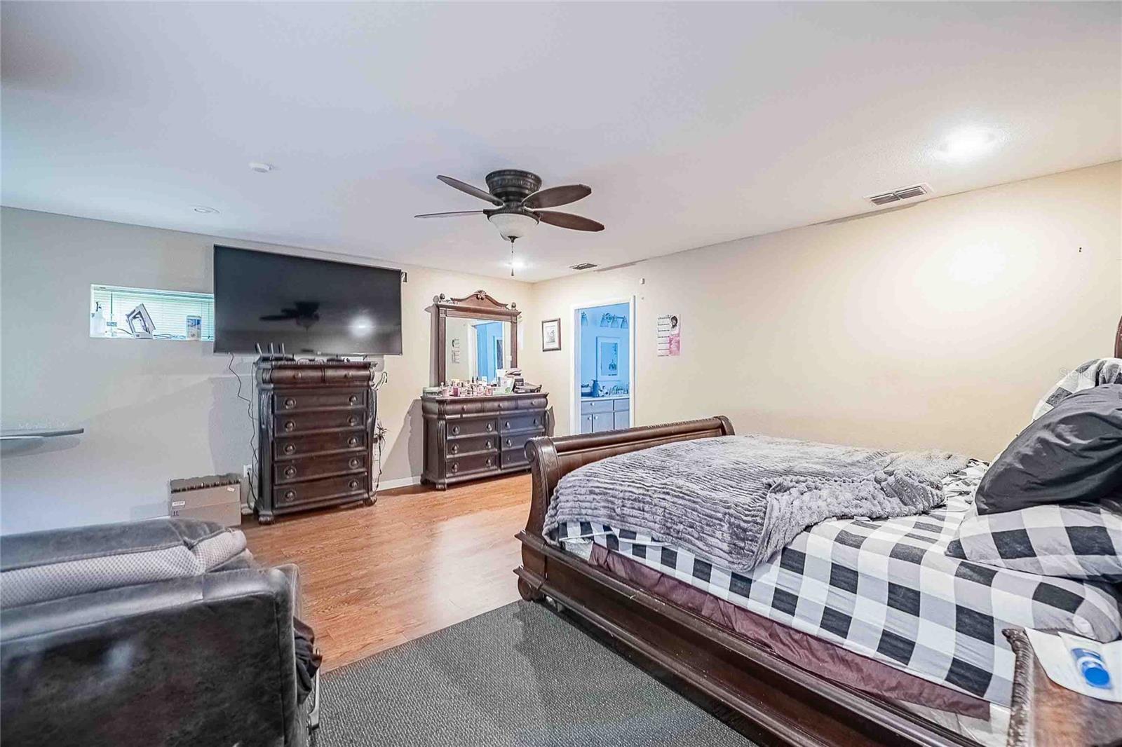 COUNTRY CLUB ADD - Residential