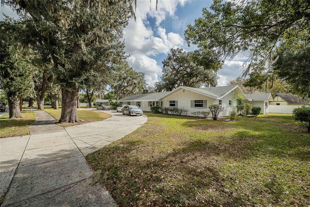 Photo of 2065 Flamingo Drive, Bartow, FL 33830 (MLS # TB8459176)
