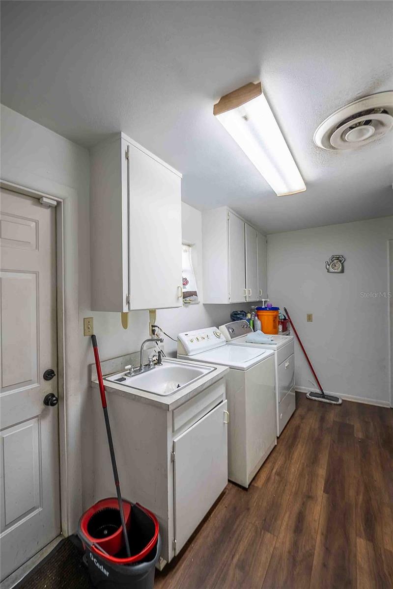 COUNTRY CLUB ADD - Residential