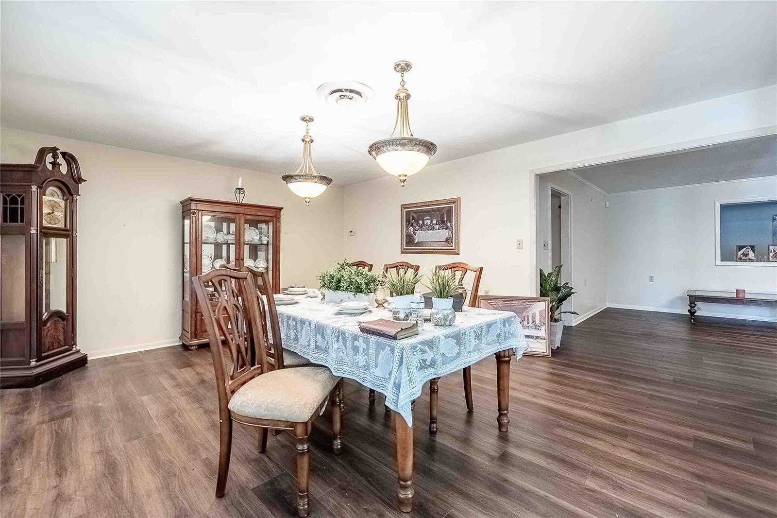 COUNTRY CLUB ADD - Residential