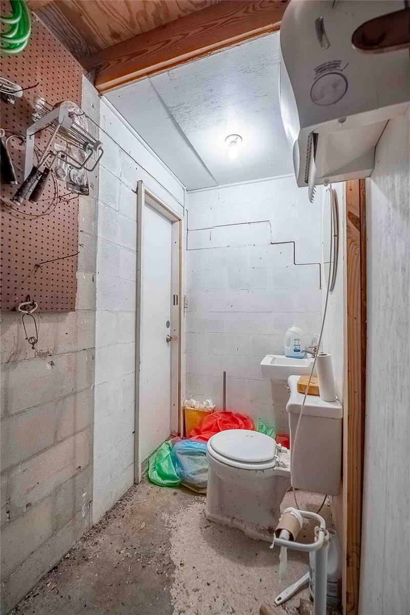 COUNTRY CLUB ADD - Residential