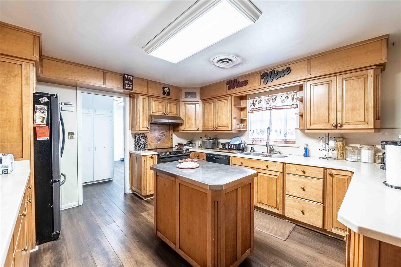 COUNTRY CLUB ADD - Residential