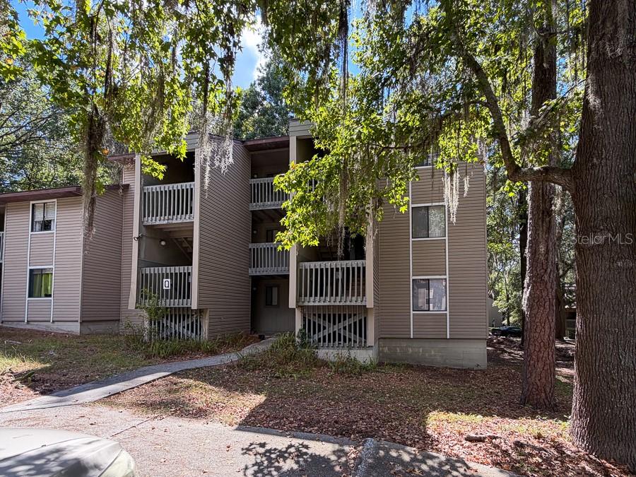 TREEHOUSE VILLAGE - Residential Lease