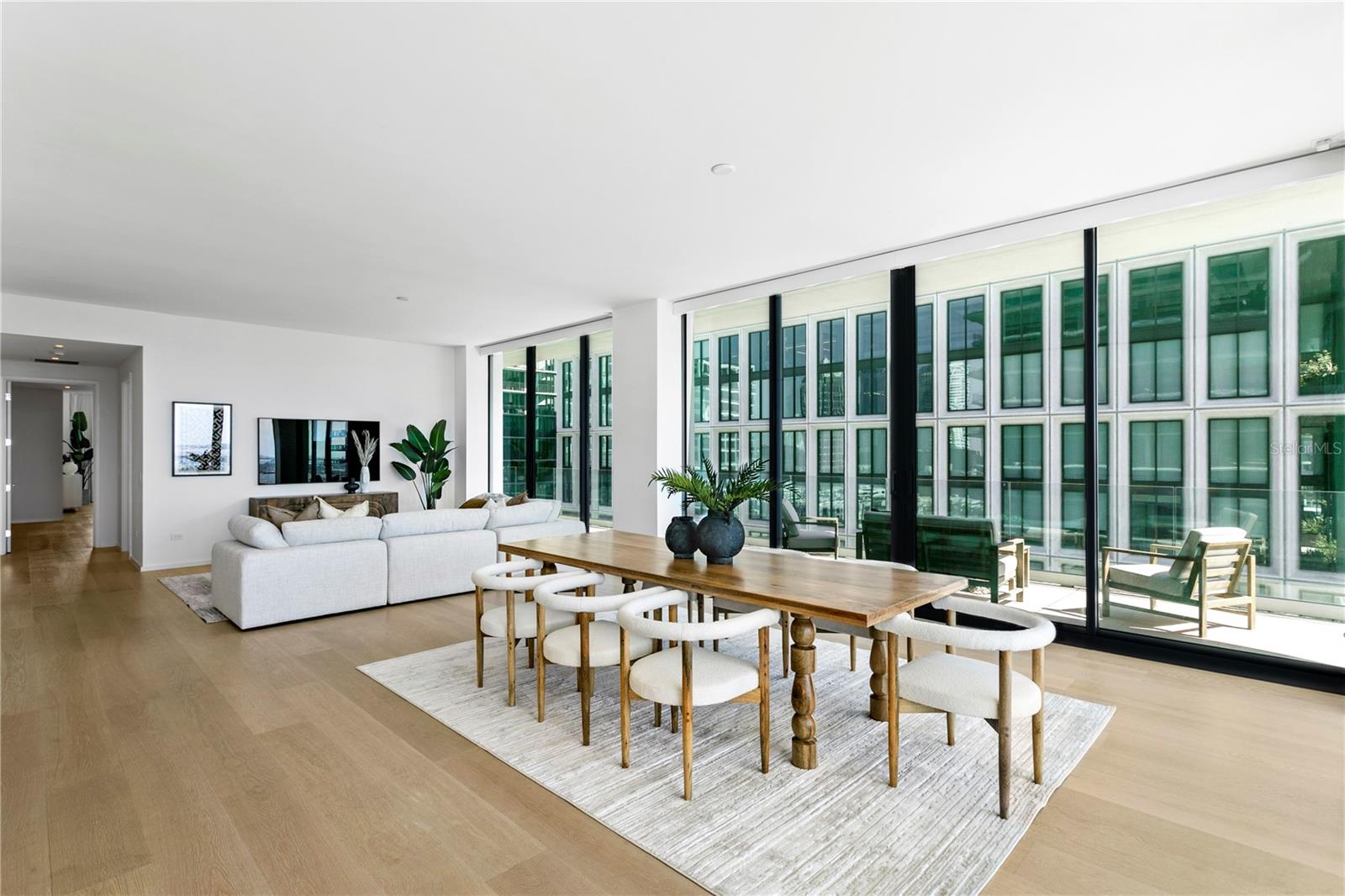 1000 WATER STREET 1402