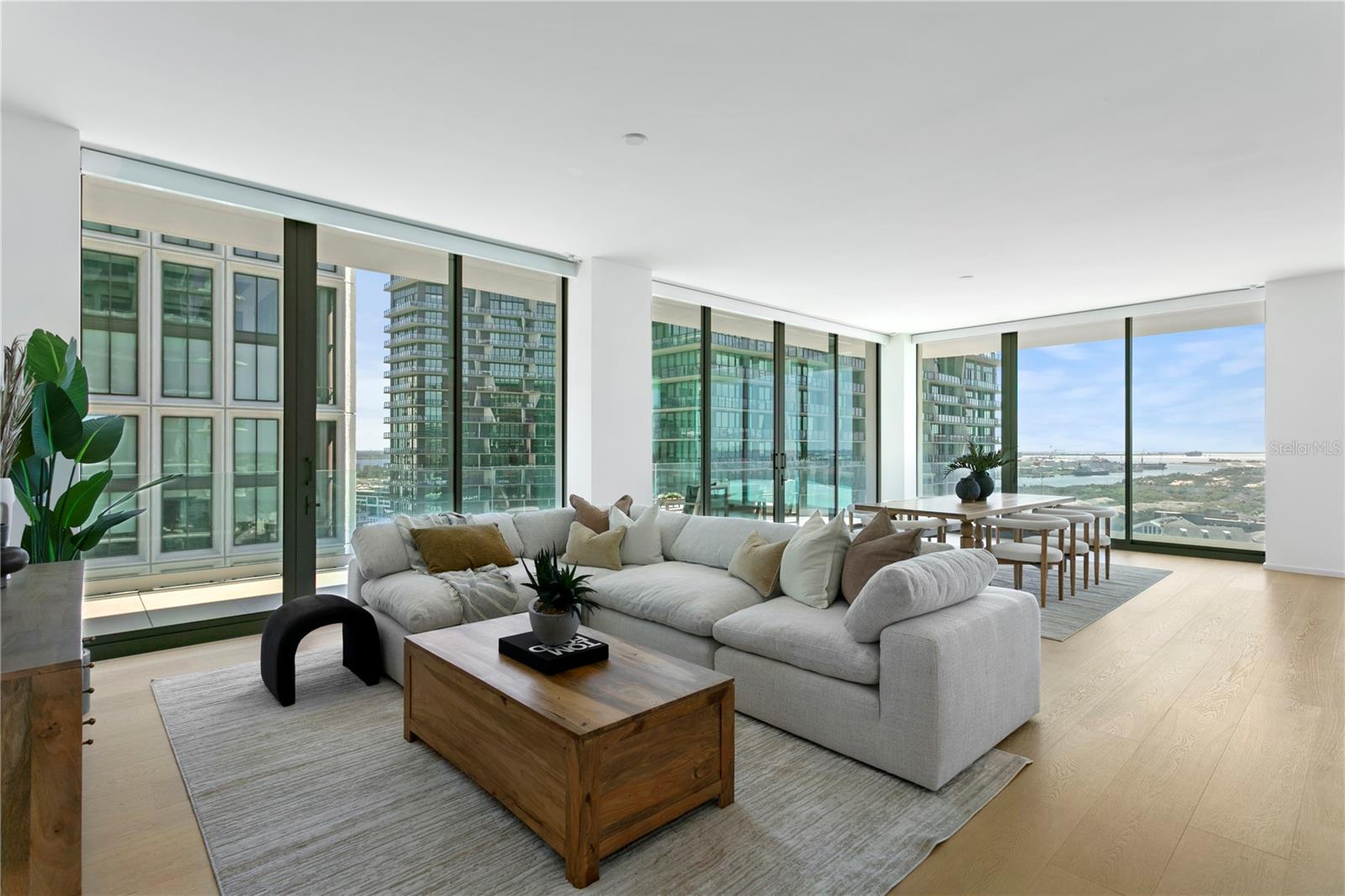 1000 WATER STREET 1402