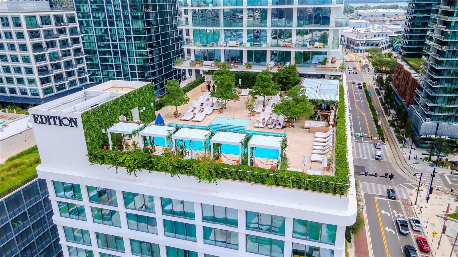 1000 WATER STREET 1402