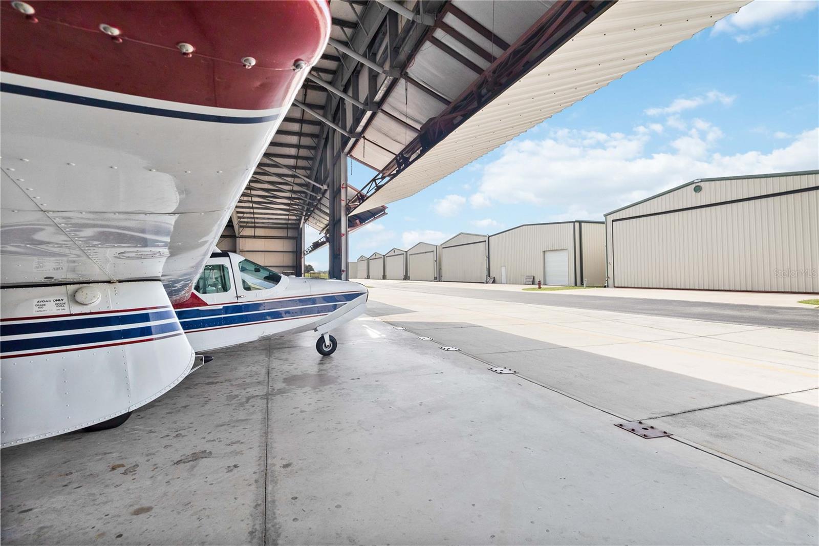 ORLANDOA-APOPKA AIRPORT COML - Commercial Sale