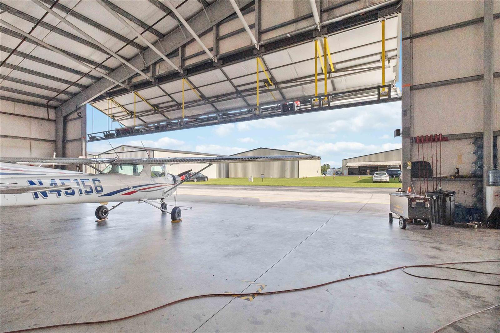 ORLANDOA-APOPKA AIRPORT COML - Commercial Sale