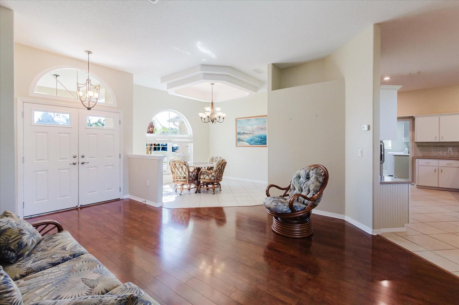 RIVER SIDE VILLAGE - Residential