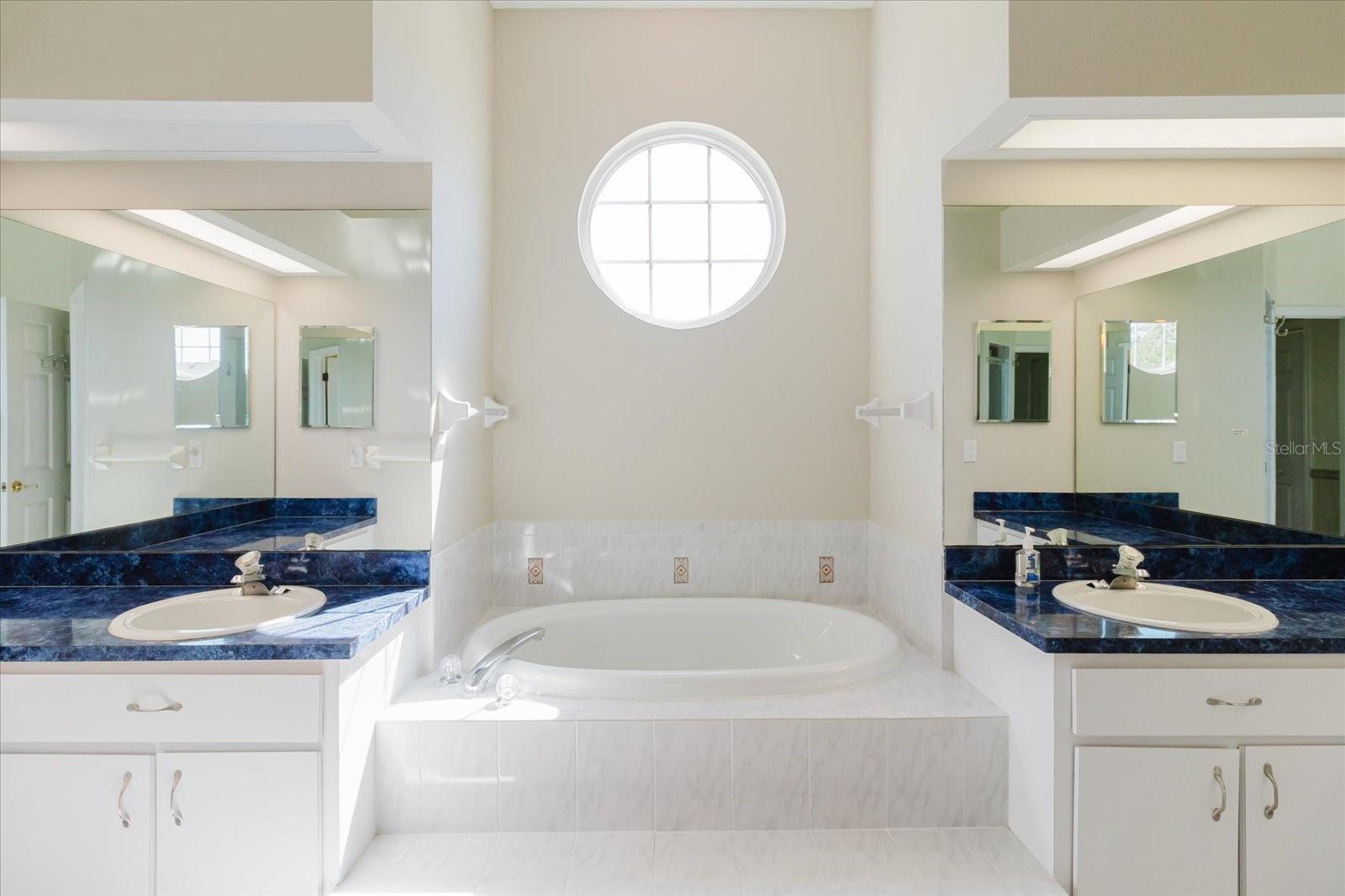 RIVER SIDE VILLAGE - Residential