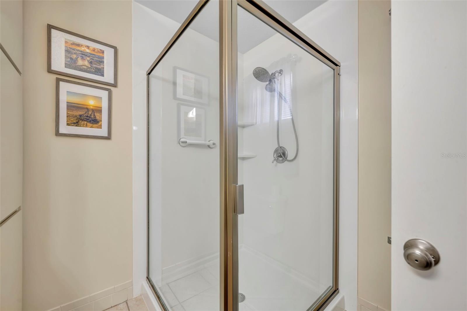 SPRUCE CREEK SOUTH - Residential