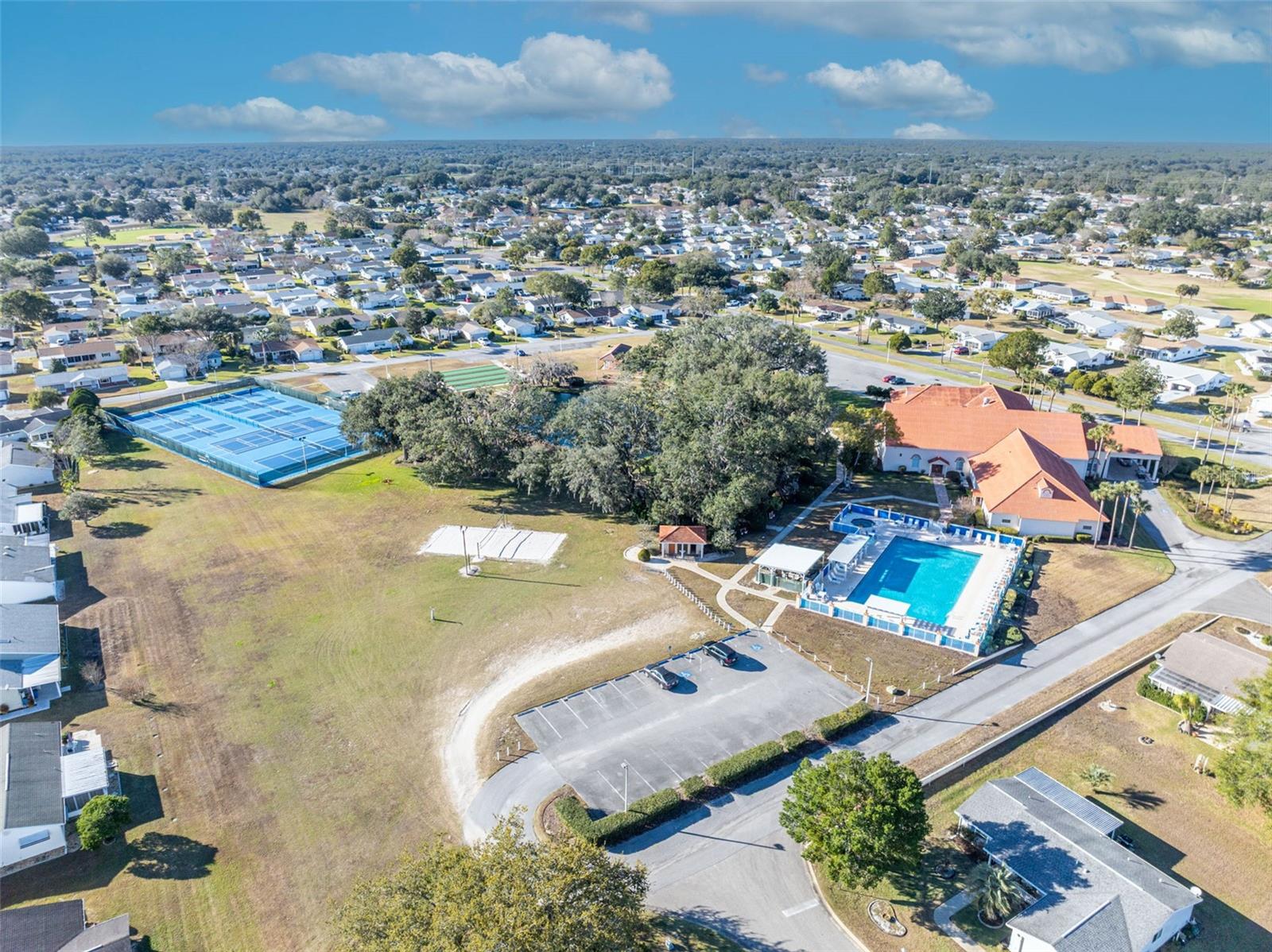 SPRUCE CREEK SOUTH - Residential