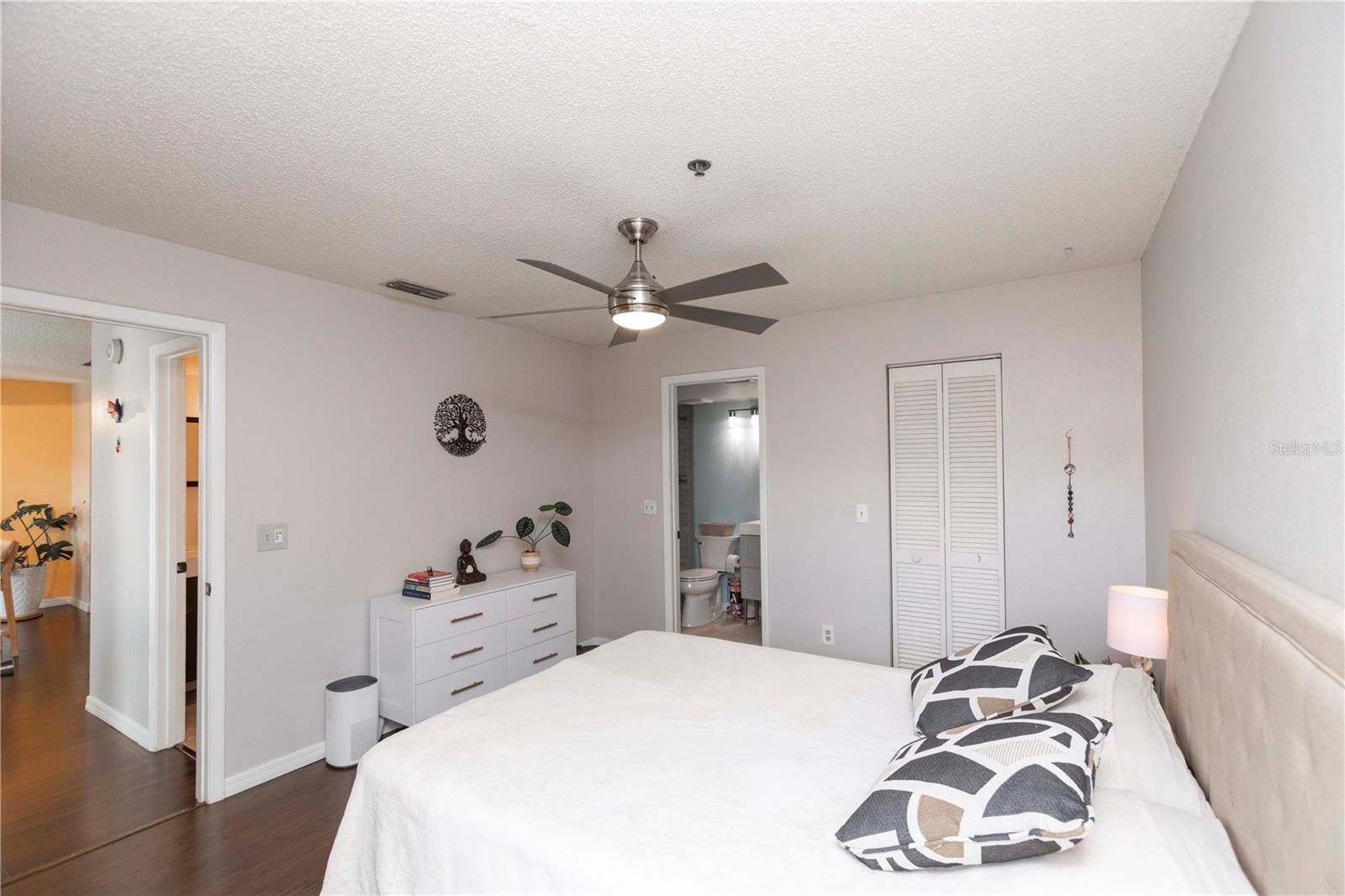 MARINERS WAY AT NEW PORT - Residential