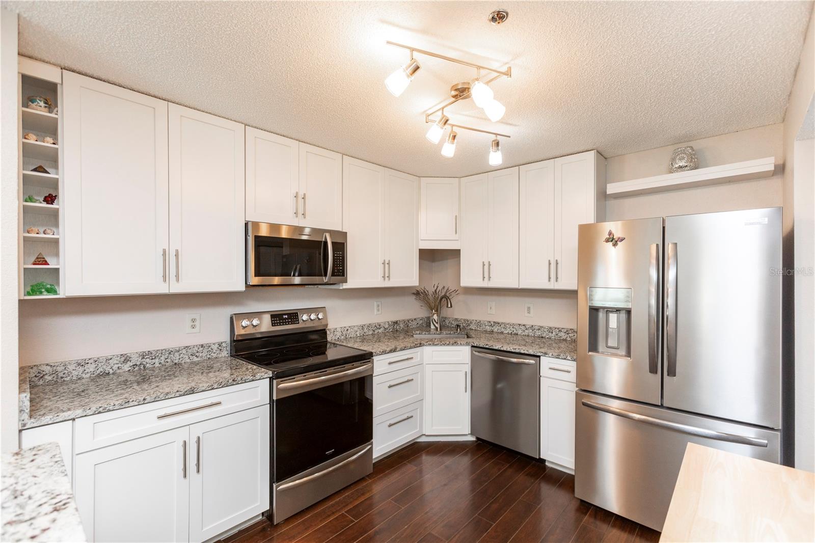 MARINERS WAY AT NEW PORT - Residential