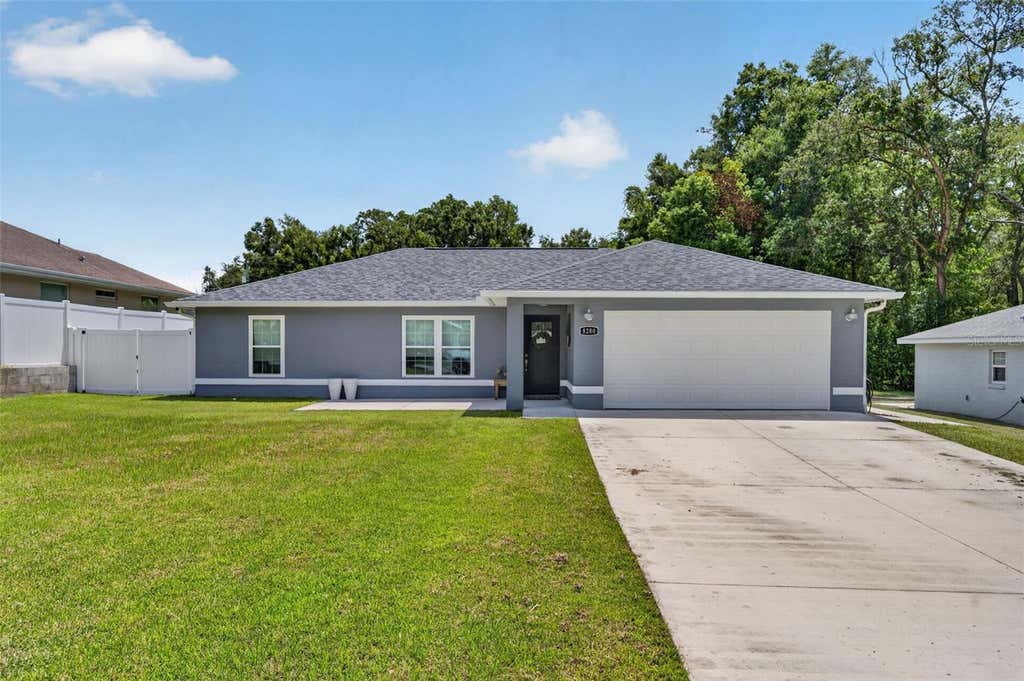 Photo of 8280 SE 161st Place, Summerfield, FL 34491 (MLS # O6433315)