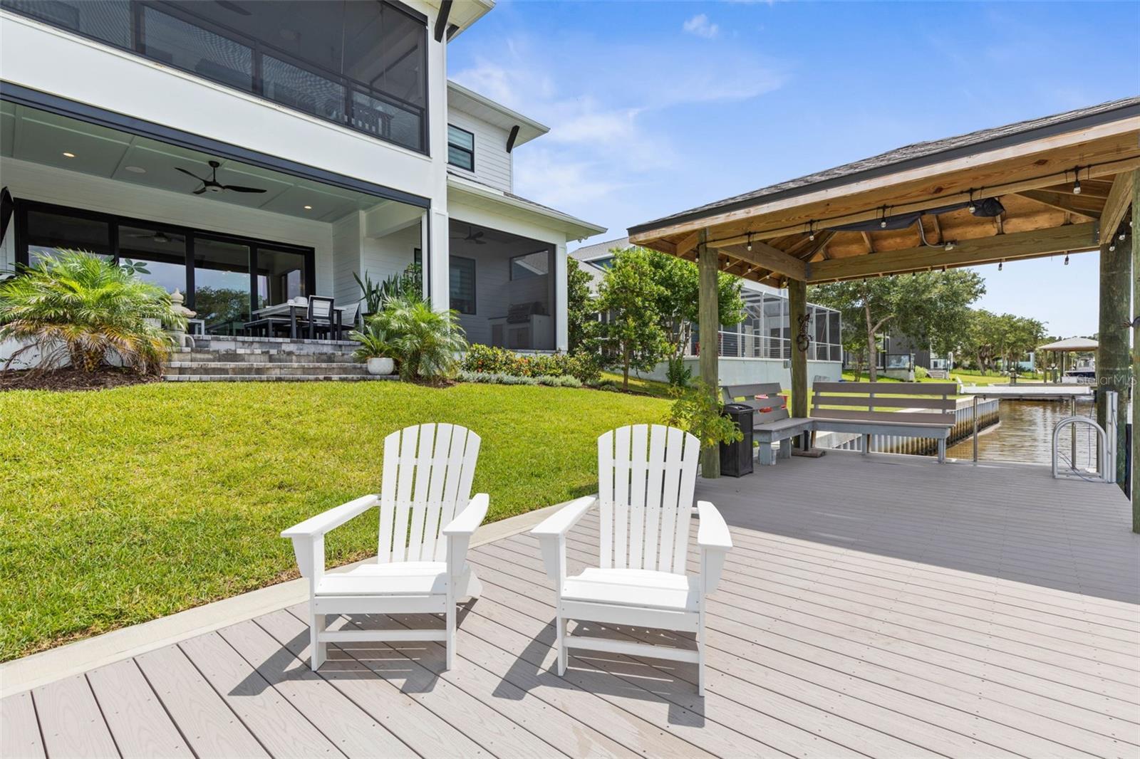SEASIDE LNDGS - Residential