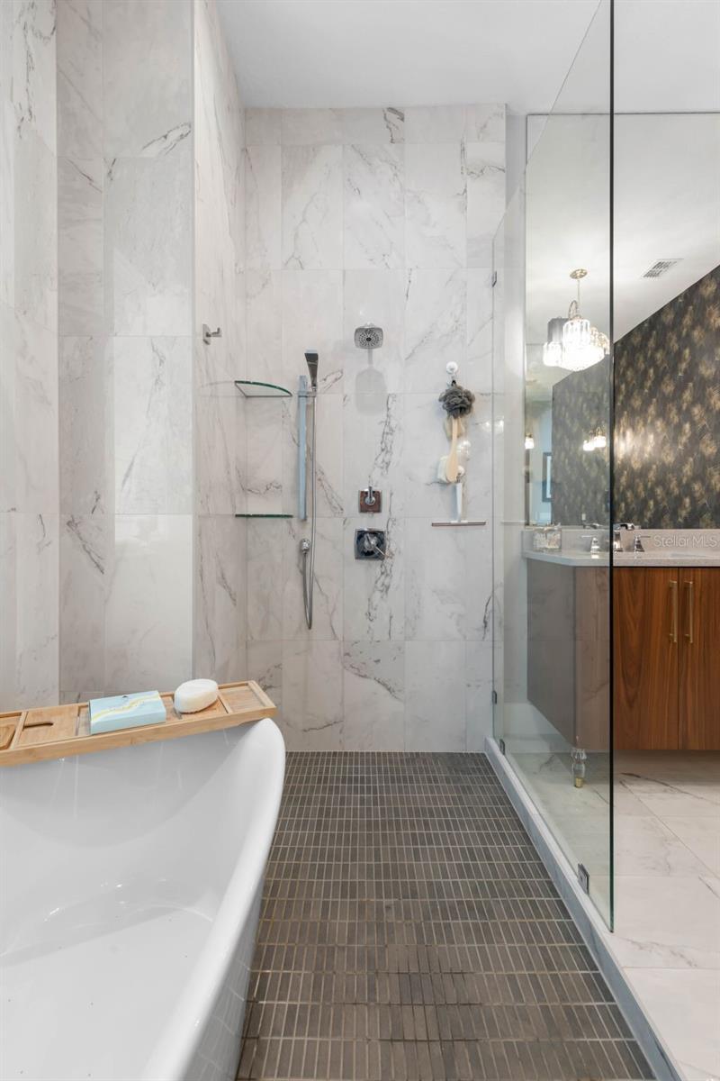 SEASIDE LNDGS - Residential