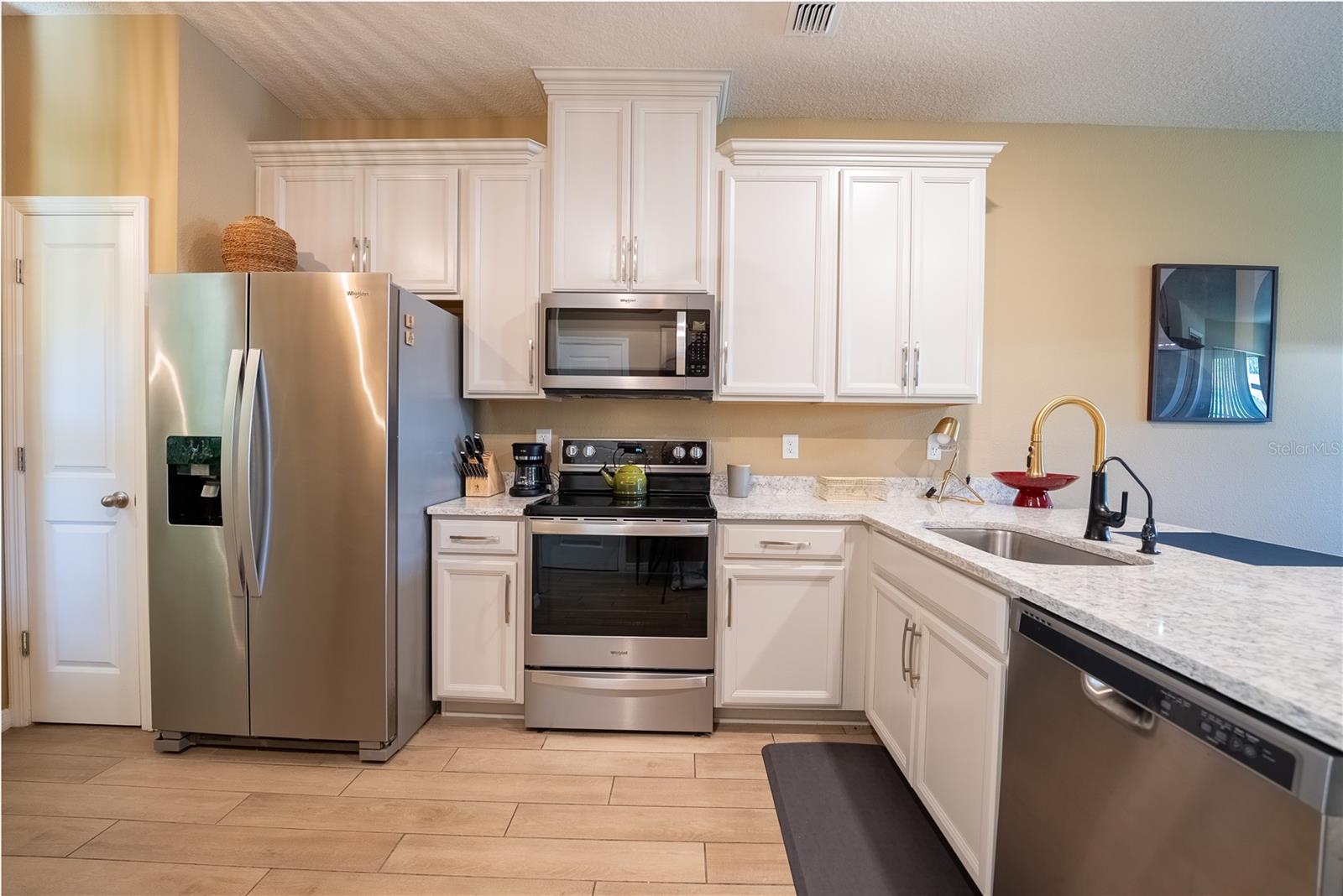 HERITAGE OAKS TWNHMS - Residential