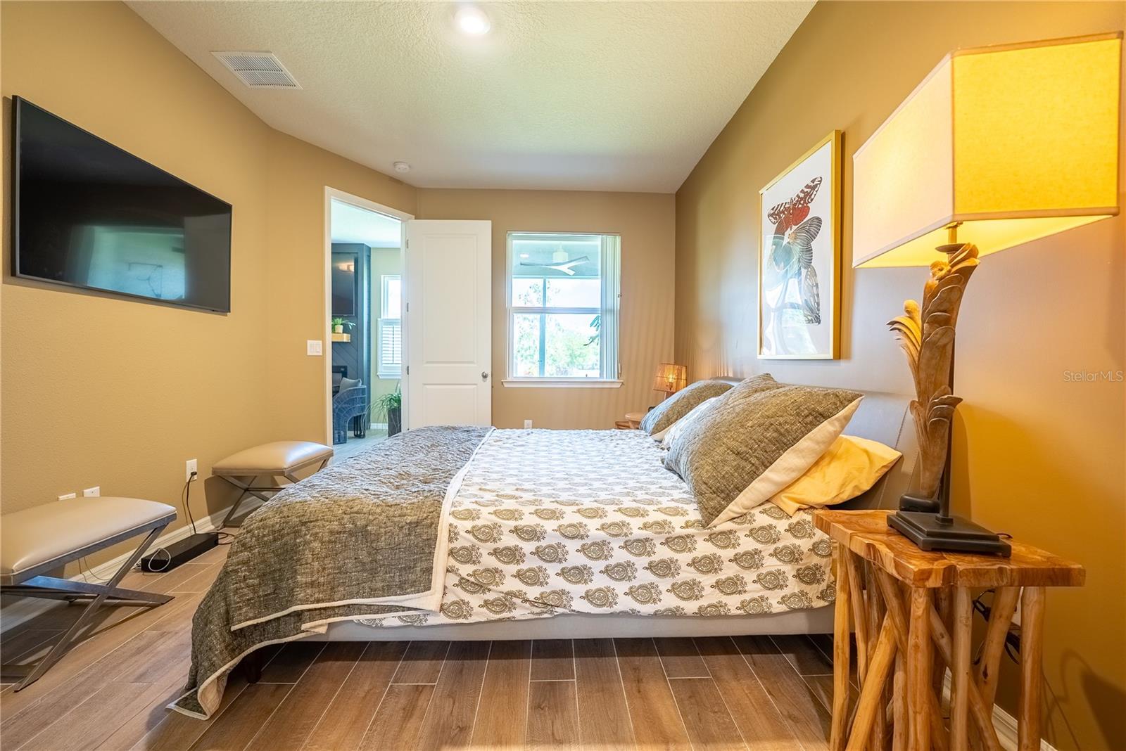 HERITAGE OAKS TWNHMS - Residential