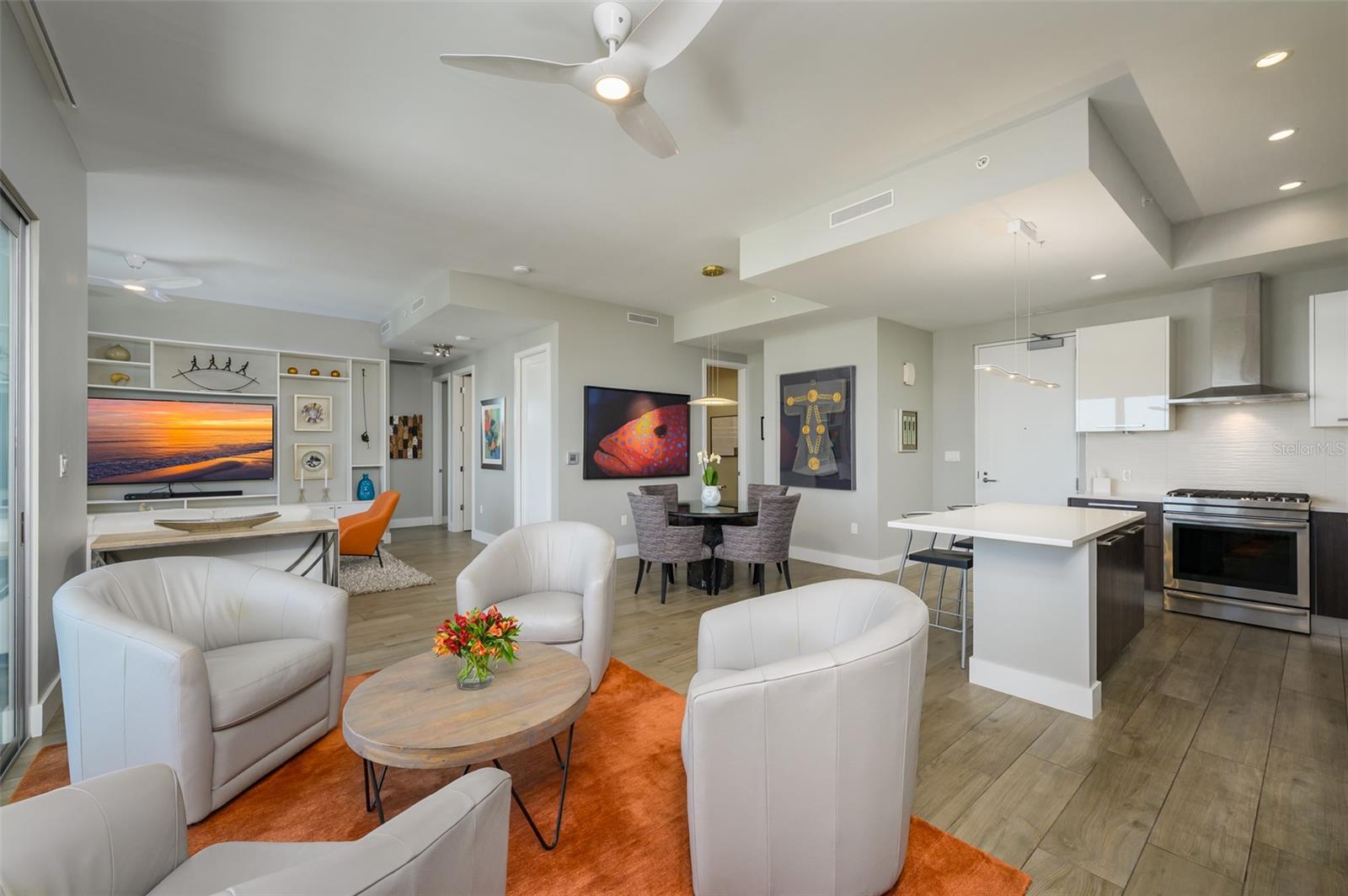 635 S ORANGE AVENUE 404