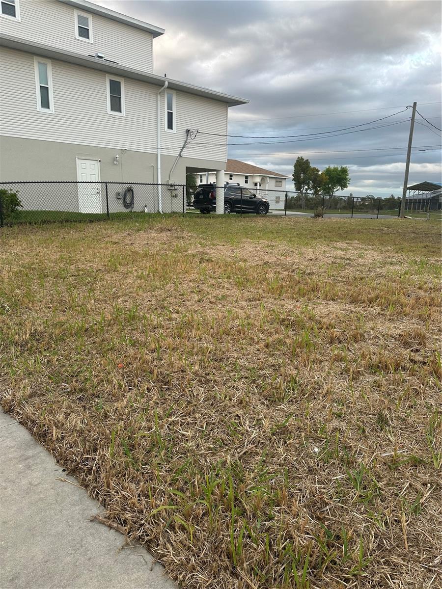 HERNANDO BEACH - Land