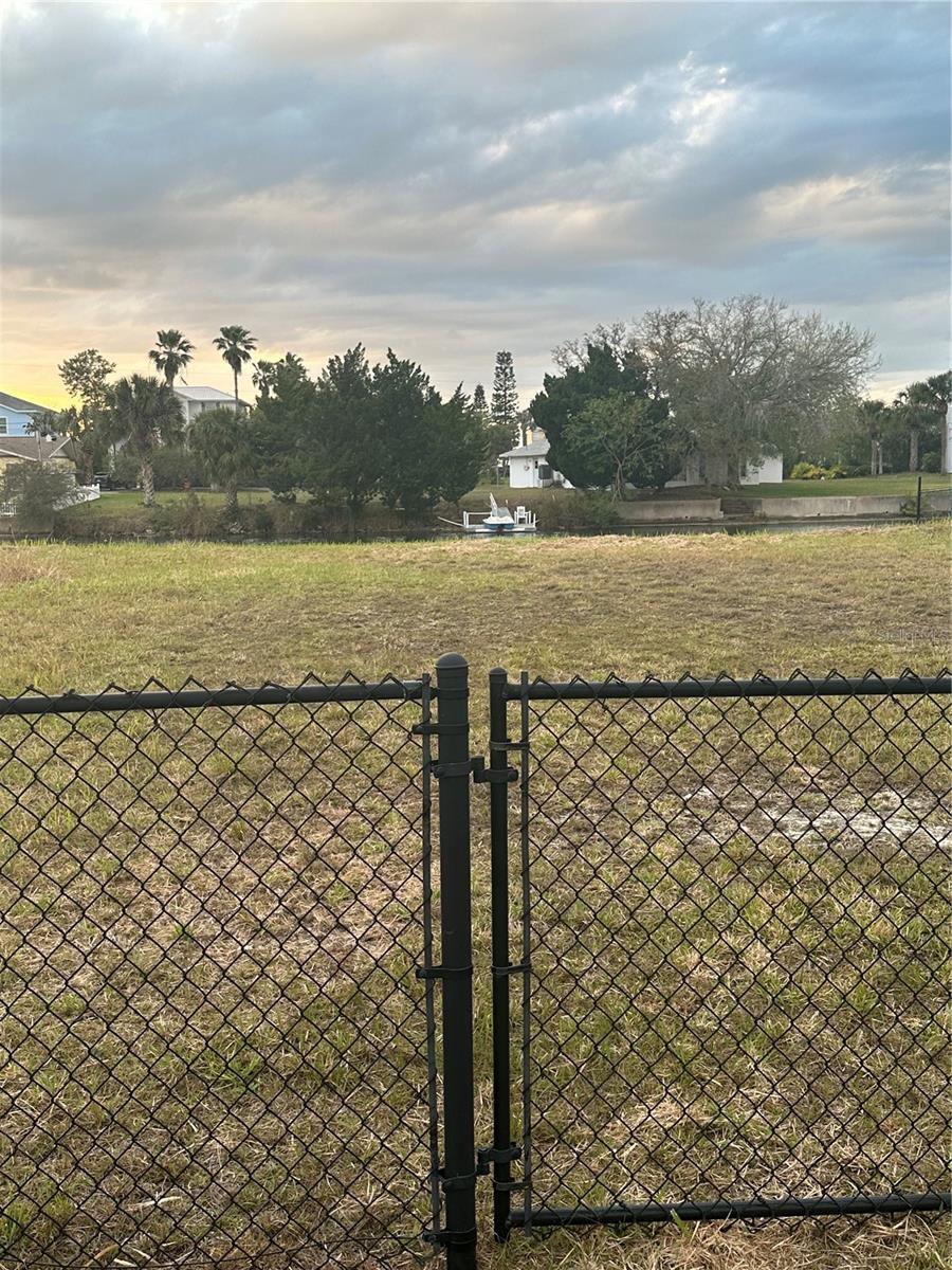 HERNANDO BEACH - Land