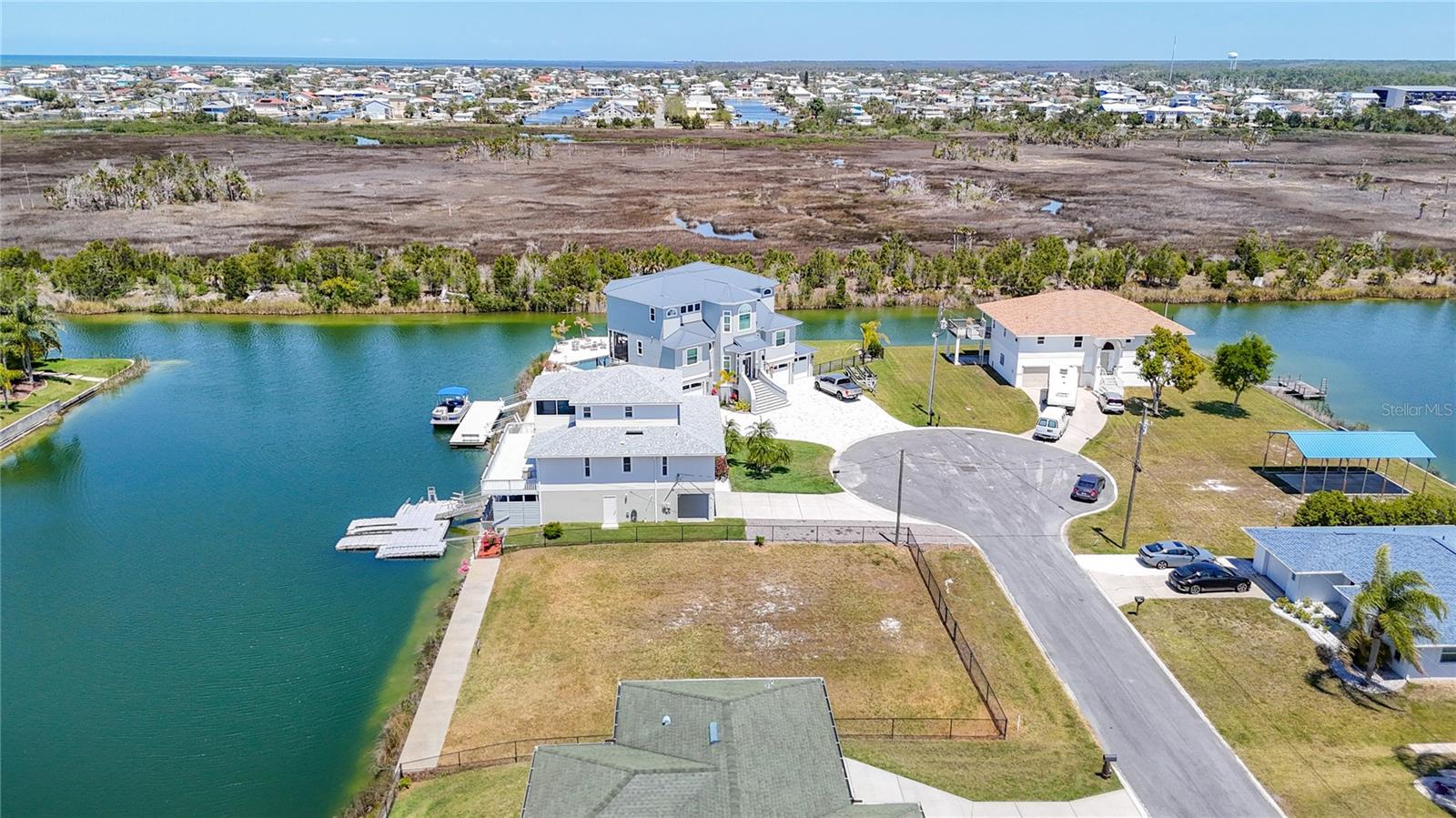 HERNANDO BEACH - Land