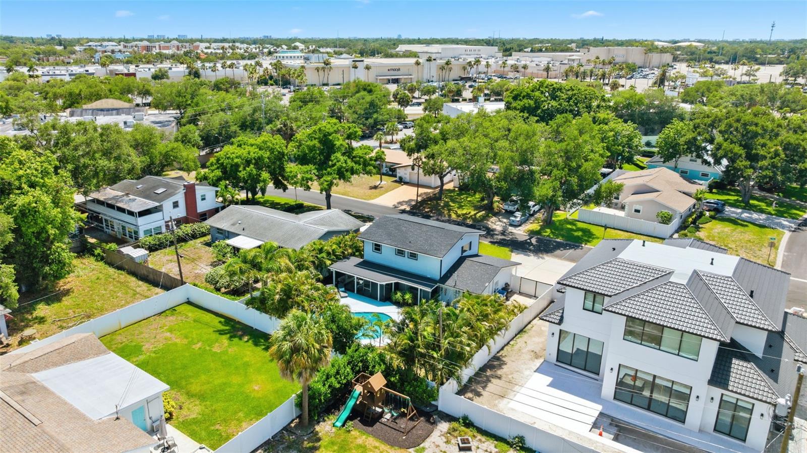 TYRONE PARK 1ST ADD - Residential