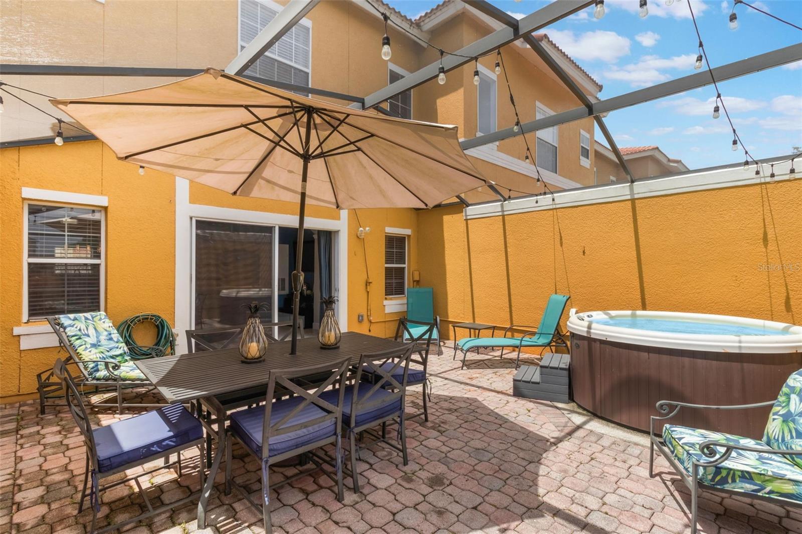 4733 VERO BEACH PLACE