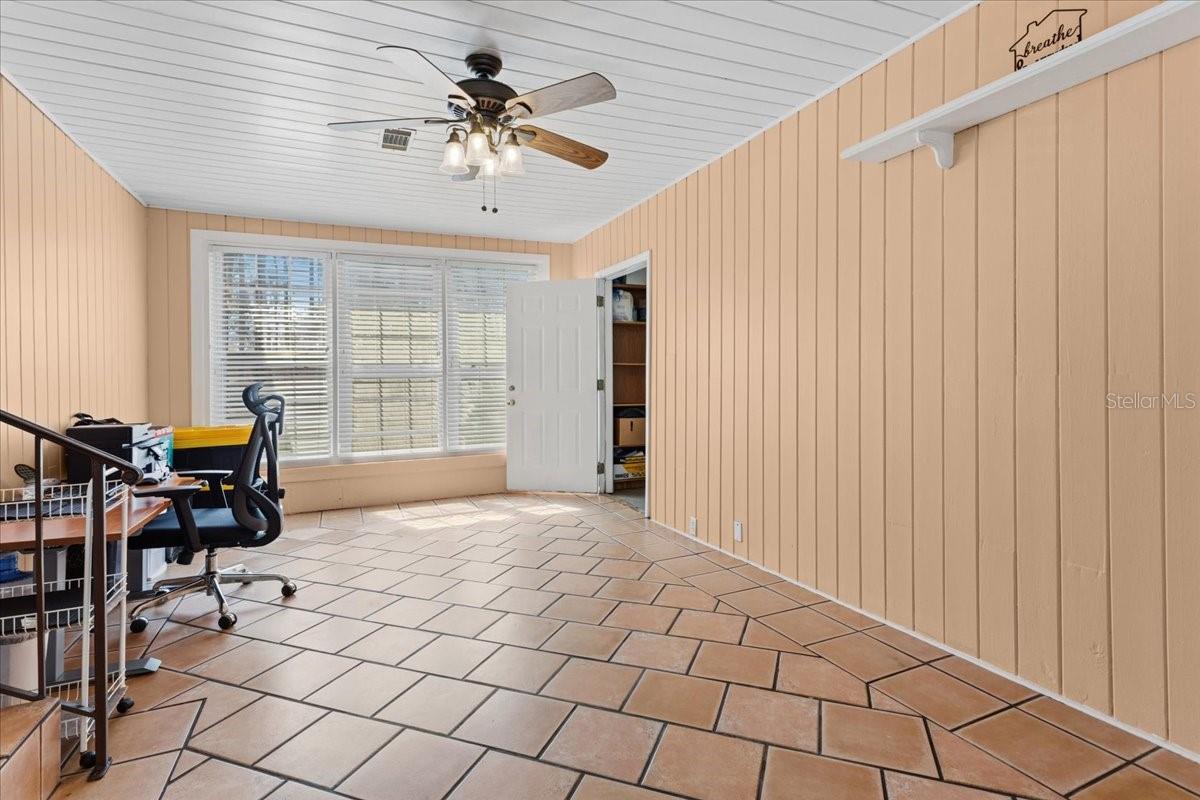 G M WHETSTONE ESTATE ADD TO H S - Residential